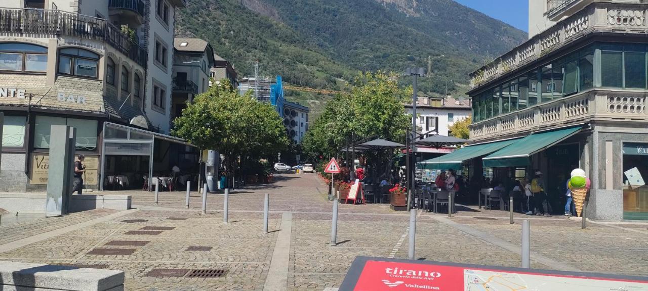 Bernina Station Center Apartment - Tirano Exterior foto